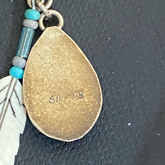 RARE Vtg Sterling and Turquoise w/Hand Carved Feather Earrings - Picture 7 of 7